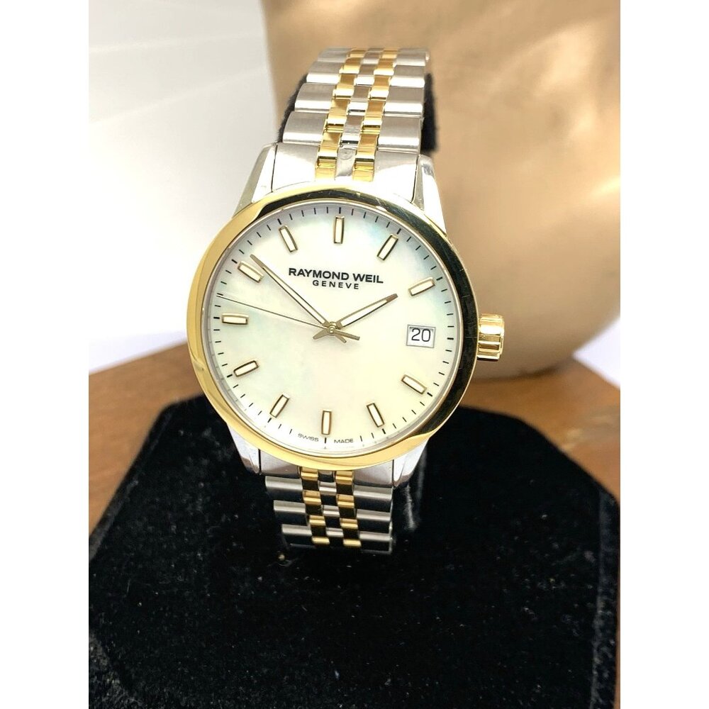 Raymond Weil Women's Watch 5634-STP-97021 Swiss Quartz Mother of Pearl Dial 33mm